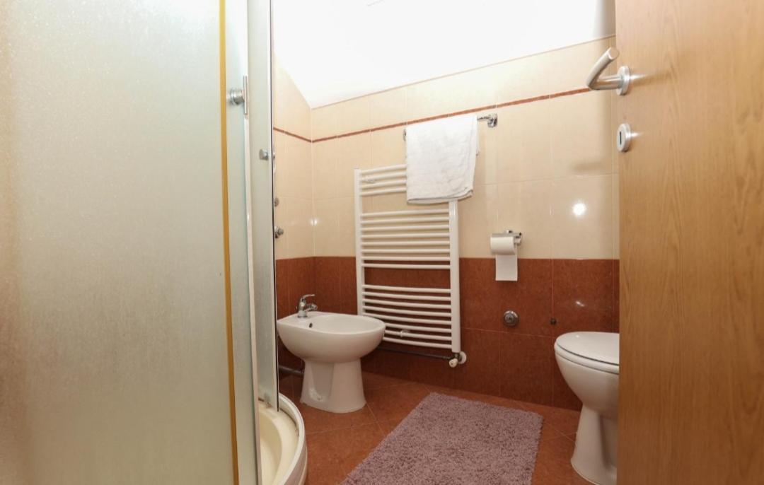 Rooms Odmaraliste Jablan Zengg Kültér fotó